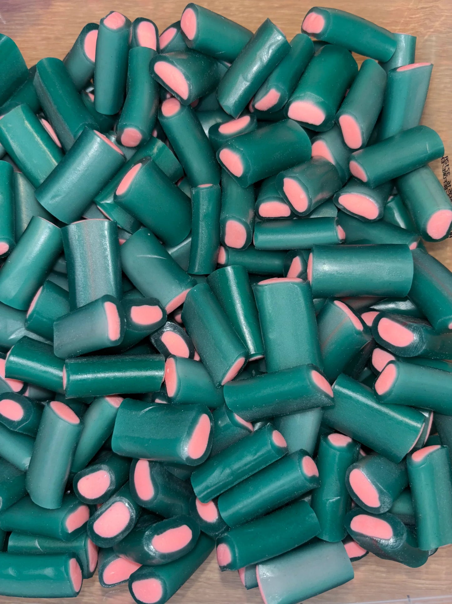 Mini Câbles Redbull – Goût energy drink et texture fondante